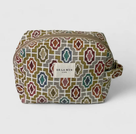 Medium Woven Pattern Toiletry Bag